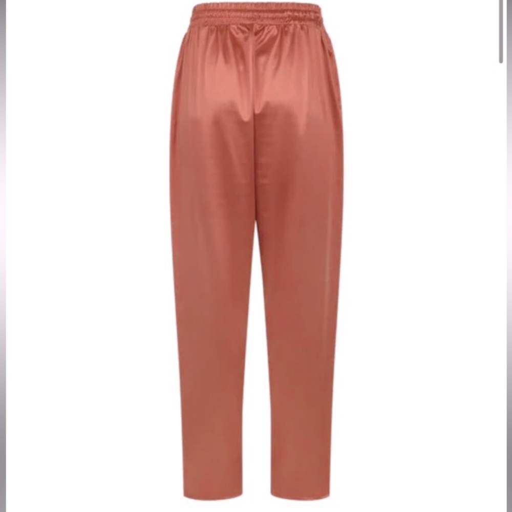 LAINA RAUMA luxery collared button down pajama set ( blouse and pants)